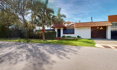 Casa  en venta en Villa Elisa