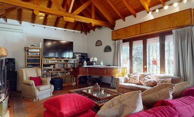 Casa  en venta en Villa Elisa