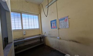 LOCAL EN ALQUILER A METROS DEL MERCADO NORTE - 640 m2 Cubiertos - Ex supermercado