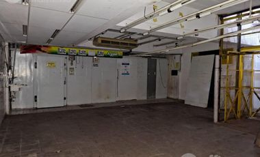 LOCAL EN ALQUILER A METROS DEL MERCADO NORTE - 640 m2 Cubiertos - Ex supermercado