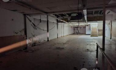 LOCAL EN ALQUILER A METROS DEL MERCADO NORTE - 640 m2 Cubiertos - Ex supermercado