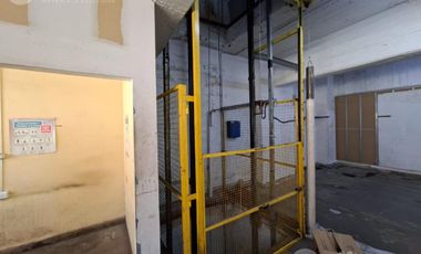 LOCAL EN ALQUILER A METROS DEL MERCADO NORTE - 640 m2 Cubiertos - Ex supermercado