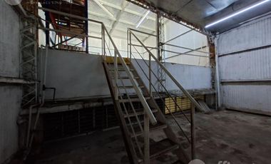 LOCAL EN ALQUILER A METROS DEL MERCADO NORTE - 640 m2 Cubiertos - Ex supermercado