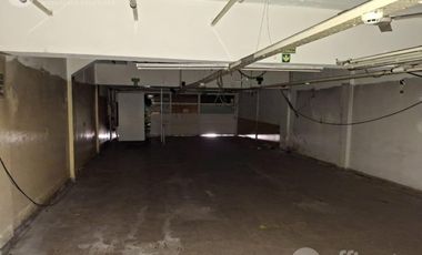 LOCAL EN ALQUILER A METROS DEL MERCADO NORTE - 640 m2 Cubiertos - Ex supermercado