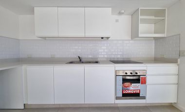 Venta departamento en dúplex de 3 ambientes con jardín y parrilla