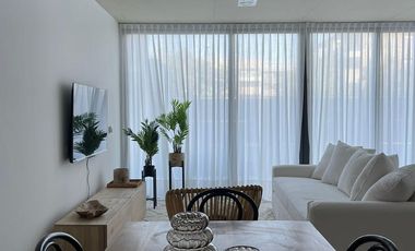 Venta departamento en dúplex de 3 ambientes con jardín y parrilla