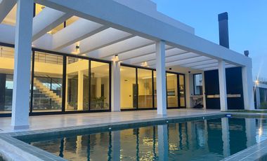 Casa en Greenville Polo & Resort