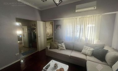 Impecable 4 amb a mts de la Avda y del Centro Comercial!!!