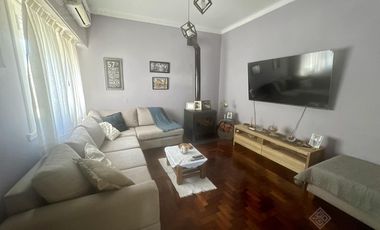 Impecable 4 amb a mts de la Avda y del Centro Comercial!!!