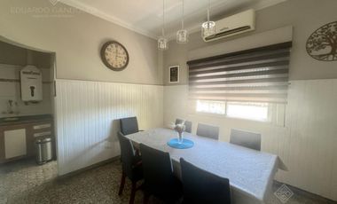 Impecable 4 amb a mts de la Avda y del Centro Comercial!!!