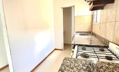 DEPTO TRES AMB CON COCHERA