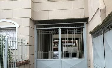 DEPTO TRES AMB CON COCHERA