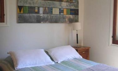 Casa en venta  City Bell amplio parque pileta 4 dormitorios