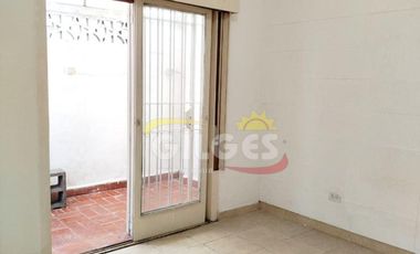 ALQUILER DE PH 2 AMBIENTES PLANTA BAJA CON PATIO Y TERRAZA - RAMOS  MEJIA
