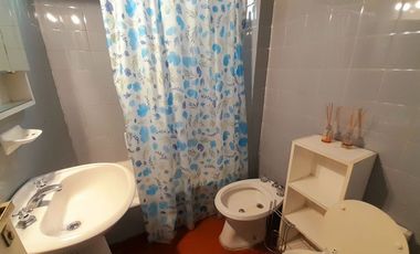 Vicente López - Amplio departamento de 2 amb con Balcón francés!!