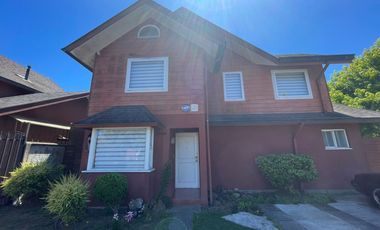 ARRIENDA AMPLIA CASA DE 4 D EN BARRIO LOS CONQUISTADORES