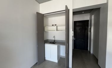 OFICINA NUEVA EN ARRIENDO PINARES