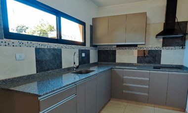 Casa en venta c/ garage en Oberá