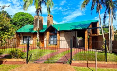 Chalet en venta c/ cochera en Oberá