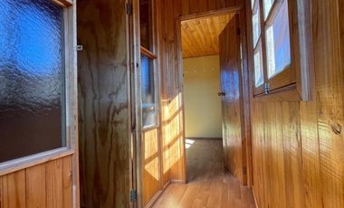 DIECIOCHO DE SEPTIEMBRE PAINE PASAJE  ARRIENDO LINDA CASA MADERA DOS PISOS CON GAKPON