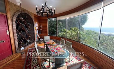 Casa con vista panoramica al mar