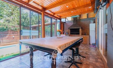 ARRIENDO Hermosa casa en condominio de Las Vizcachas