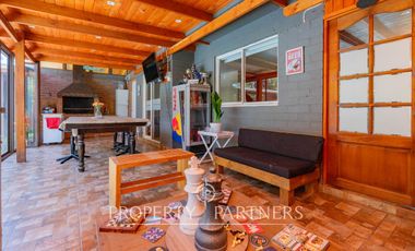 ARRIENDO Hermosa casa en condominio de Las Vizcachas