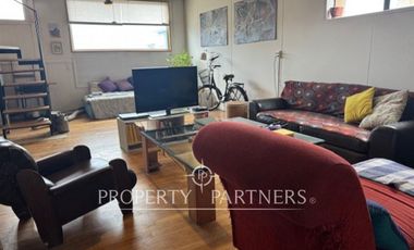 Casa en venta a pasos del Cerro de Cruz, incluye 3 departamentos para arriendo, Punta Arenas.