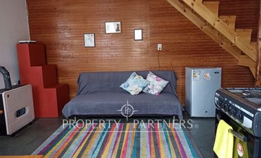 Casa en venta a pasos del Cerro de Cruz, incluye 3 departamentos para arriendo, Punta Arenas.