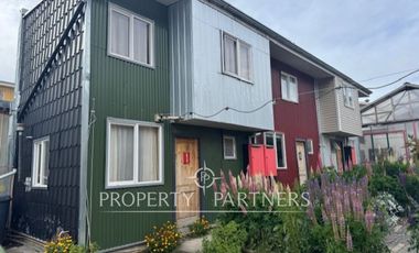 Casa en venta a pasos del Cerro de Cruz, incluye 3 departamentos para arriendo, Punta Arenas.