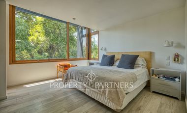 Moderna Casa en calle cerrada y tranquila cerca portal la dehesa