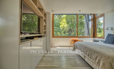 Moderna Casa en calle cerrada y tranquila cerca portal la dehesa