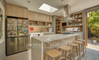 Moderna Casa en calle cerrada y tranquila cerca portal la dehesa