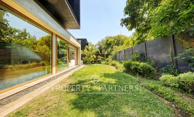 Moderna Casa en calle cerrada y tranquila cerca portal la dehesa