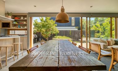 Moderna Casa en calle cerrada y tranquila cerca portal la dehesa