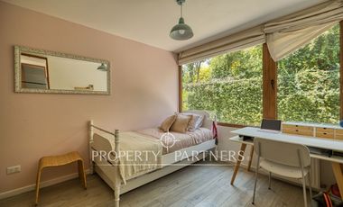 Moderna Casa en calle cerrada y tranquila cerca portal la dehesa