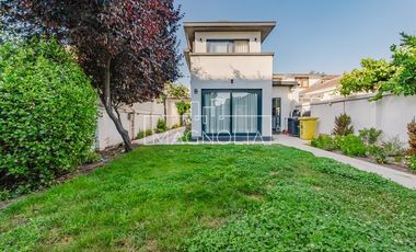 Casa en Venta en Jorge Matte Gormaz, Plaza Dinamarca