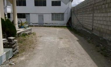 Galpón y Casa Comercial