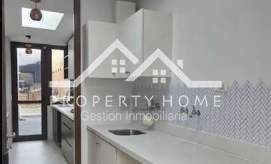 CASA 3 DORM MAS SERVICIO PISCINA Y QUINCHO CHAMISERO