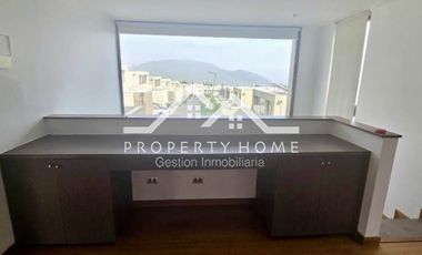 CASA 3 DORM MAS SERVICIO PISCINA Y QUINCHO CHAMISERO