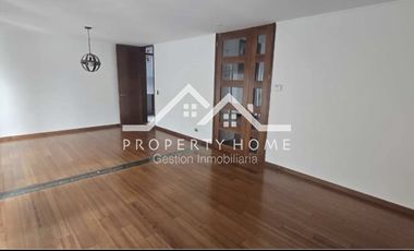 CASA 3 DORM MAS SERVICIO PISCINA Y QUINCHO CHAMISERO