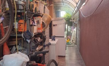 CASA CON 4 DORMITORIOS PISCINA Y QUINCHO REMODELADA