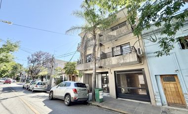 Departamento de 2 ambientes con balcón y cochera en venta en San Fernando
