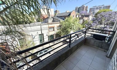 Departamento de 2 ambientes con balcón y cochera en venta en San Fernando