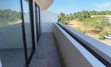 Condo Para Estrenar Altea 410 Ubicado Sobre La Av Principal