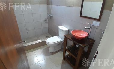 Alquiler PH 3 ambientes con patio en Wilde