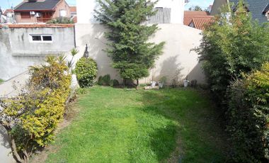 VENTA CHALET 6 AMBIENTES EN VILLA ADELINA