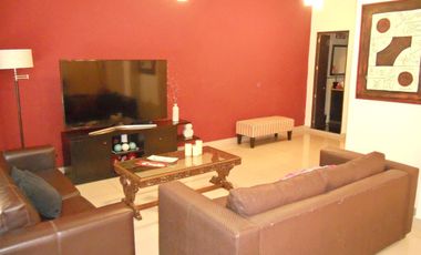 VENTA CHALET 6 AMBIENTES EN VILLA ADELINA