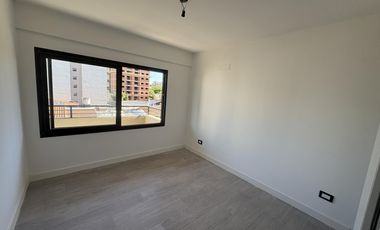 Alquiler departamento 2 ambientes a estrenar en Morón Sur.