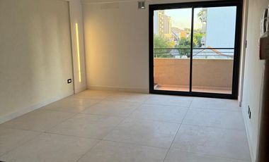 Alquiler departamento 2 ambientes a estrenar en Morón Sur.